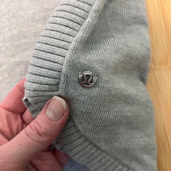Lululemon Hello Aloe Sweater - Picture 6 of 6